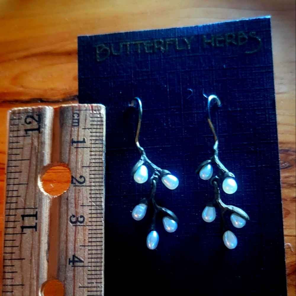 Michael Michaud willow drop earrings